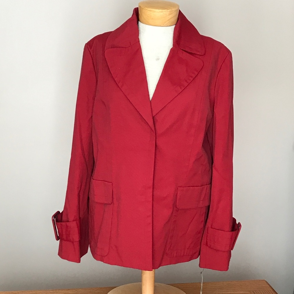 Red jacket by Alfani is NWT . Size large